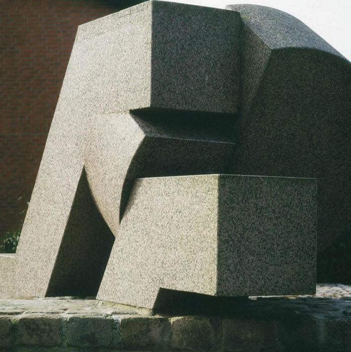 Wege, Granite 1990, H 2,7 m, Hohenweststedt Germany