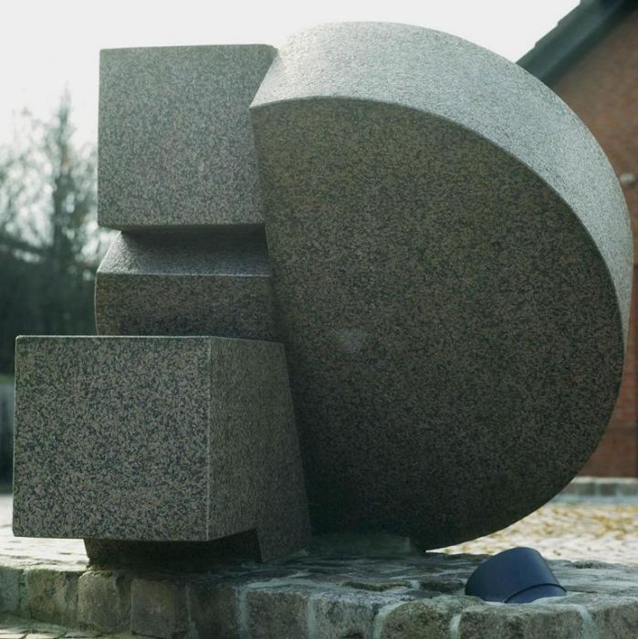 Wege, Granite 1990, H 2,7 m, Hohenweststedt Germany
