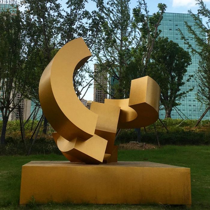 Connecting Continents II, 2018, H 3m, Ningbo Sculpture Park
